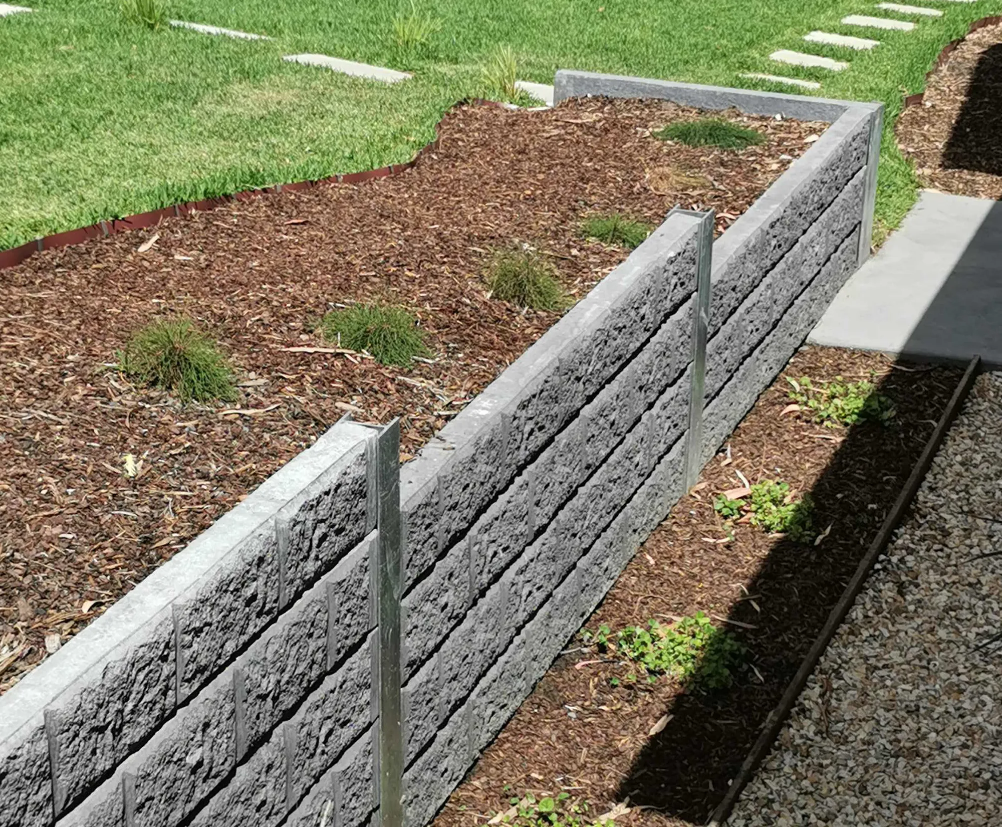 Decorative landscaping retaining wall San Diego